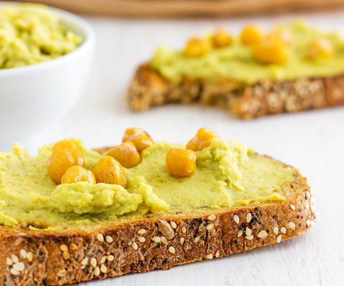 Healthy Creamy Avocado Hummus