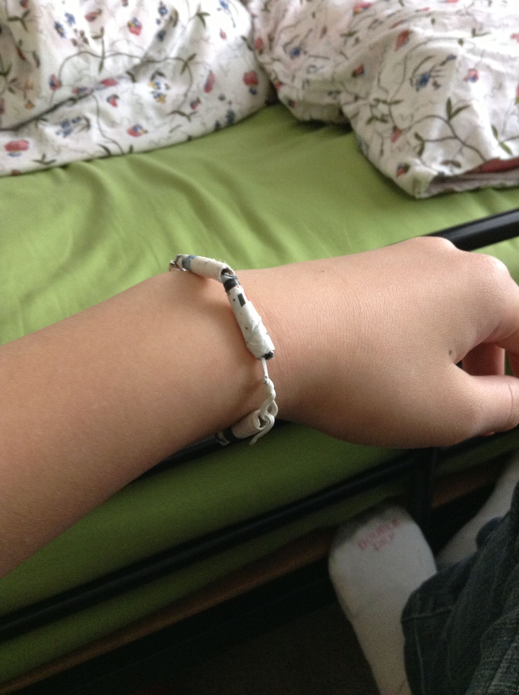 Newspaper Bead Bracelet With Twisty Thing