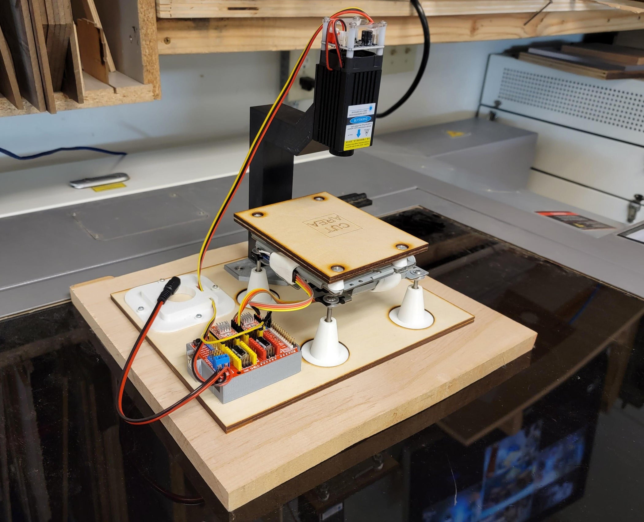 Laser Engraver Made With Repurposed CD/DVD Computer Drives 10 Steps