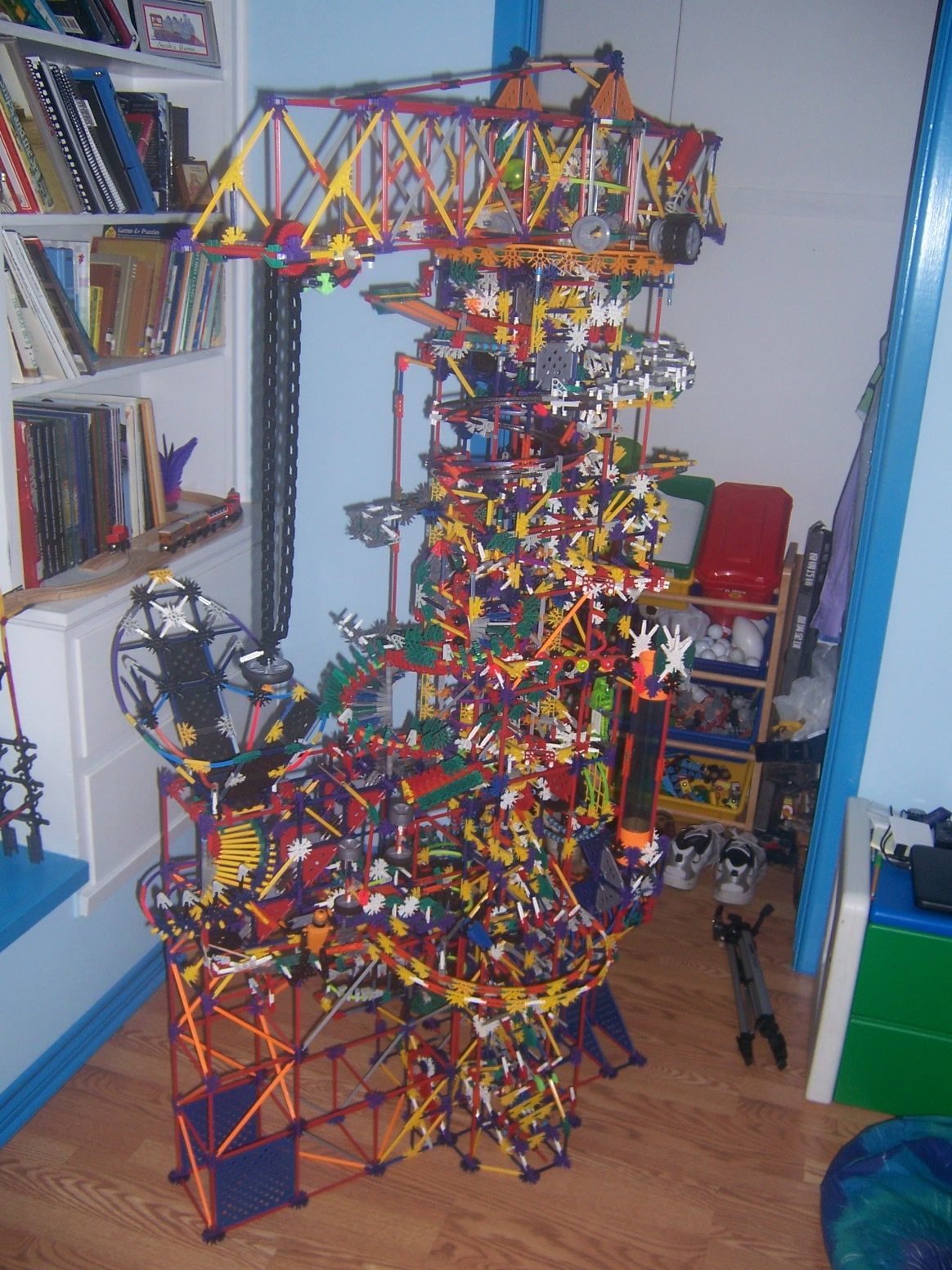 Erection - a K'nex Ball Machine