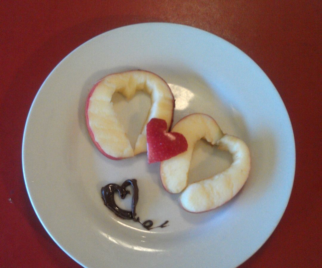 Quick No-Cooking Romantic Fruit Dessert