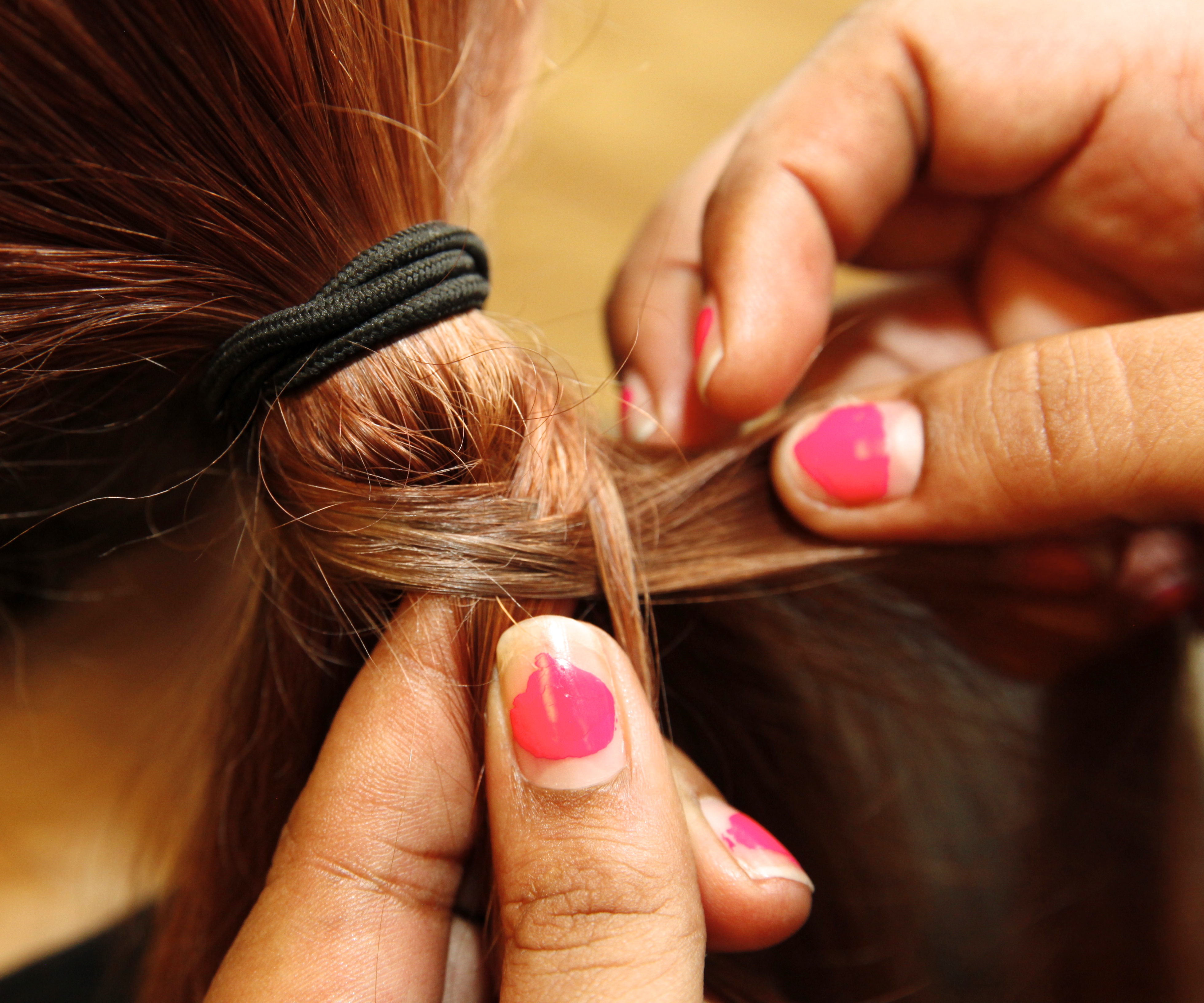 How to Do a Fishtail Braid Hairstyle 4 Steps (with Pictures