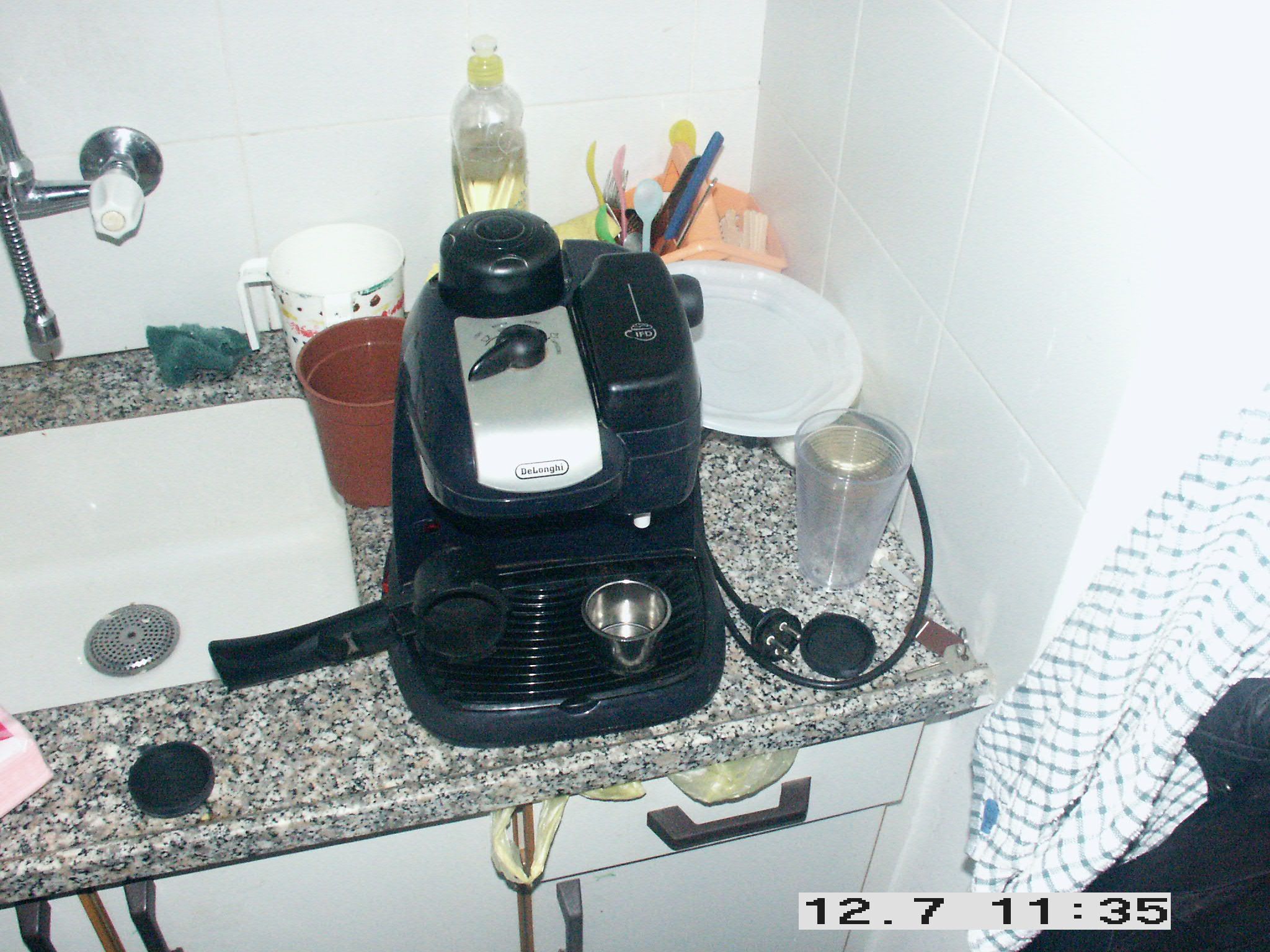 Make a Pressurized Portafilter for a Cheap Espresso Machine