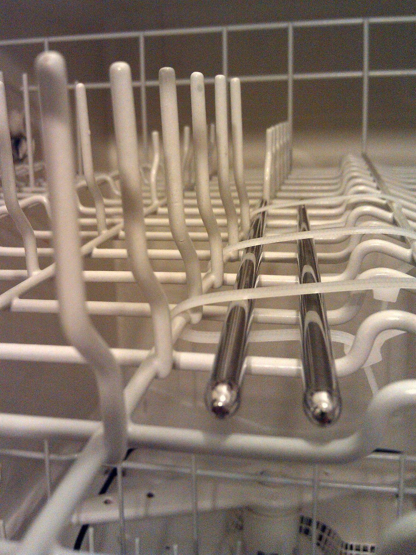 Dishwasher Chopsticks Hack