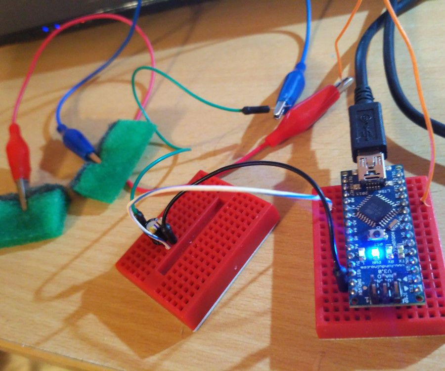 Arduino: TDCS Simples. Transcranial Direct Current Stimulator (tDCS) - DIY