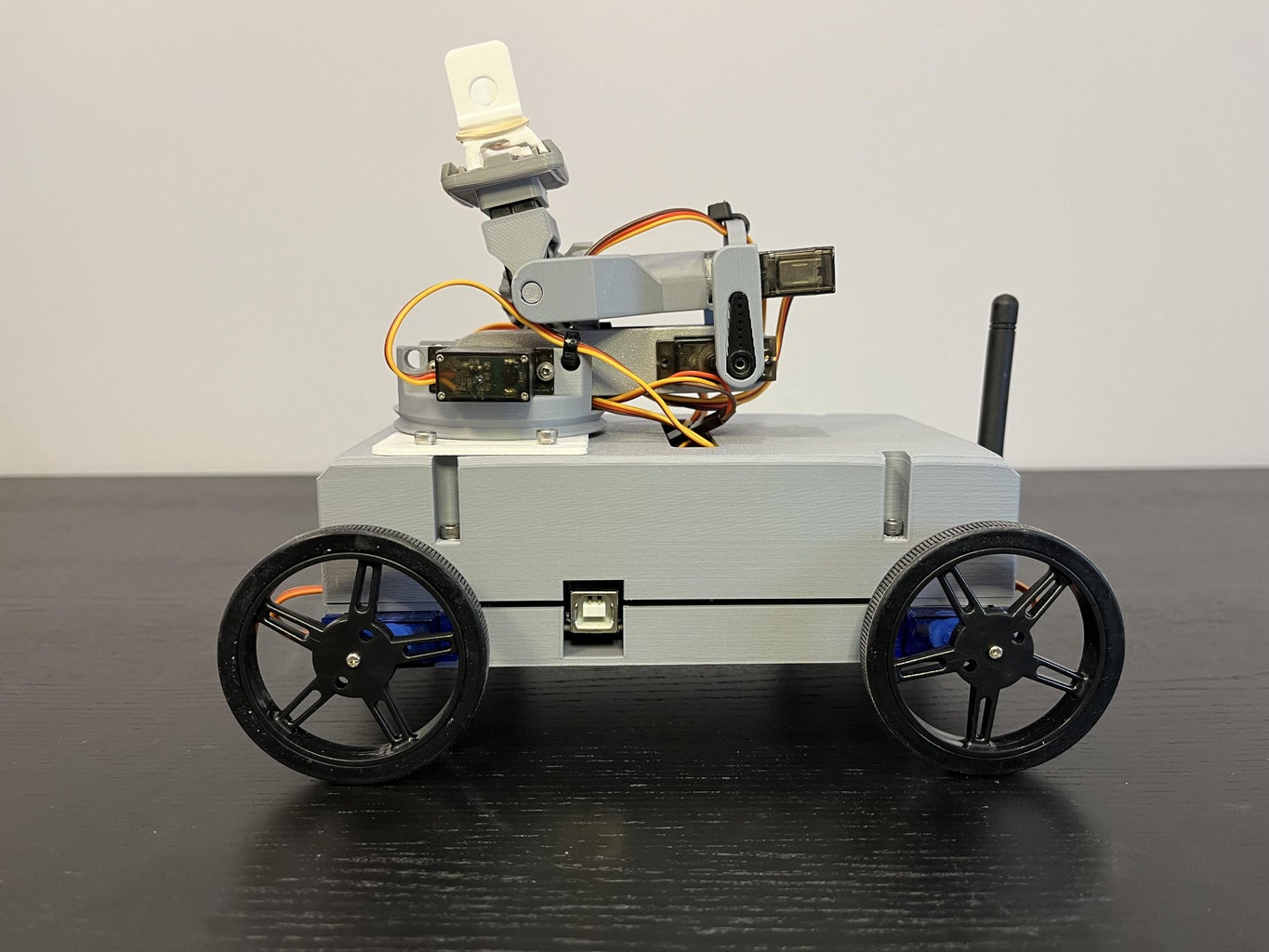 3D Printed Arduino Servo Platform With Robotic Arm : 4 Steps ...