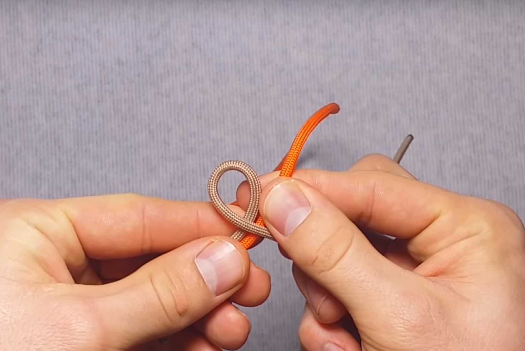 How to Make a Key Fob From Loose String : 10 Steps - Instructables