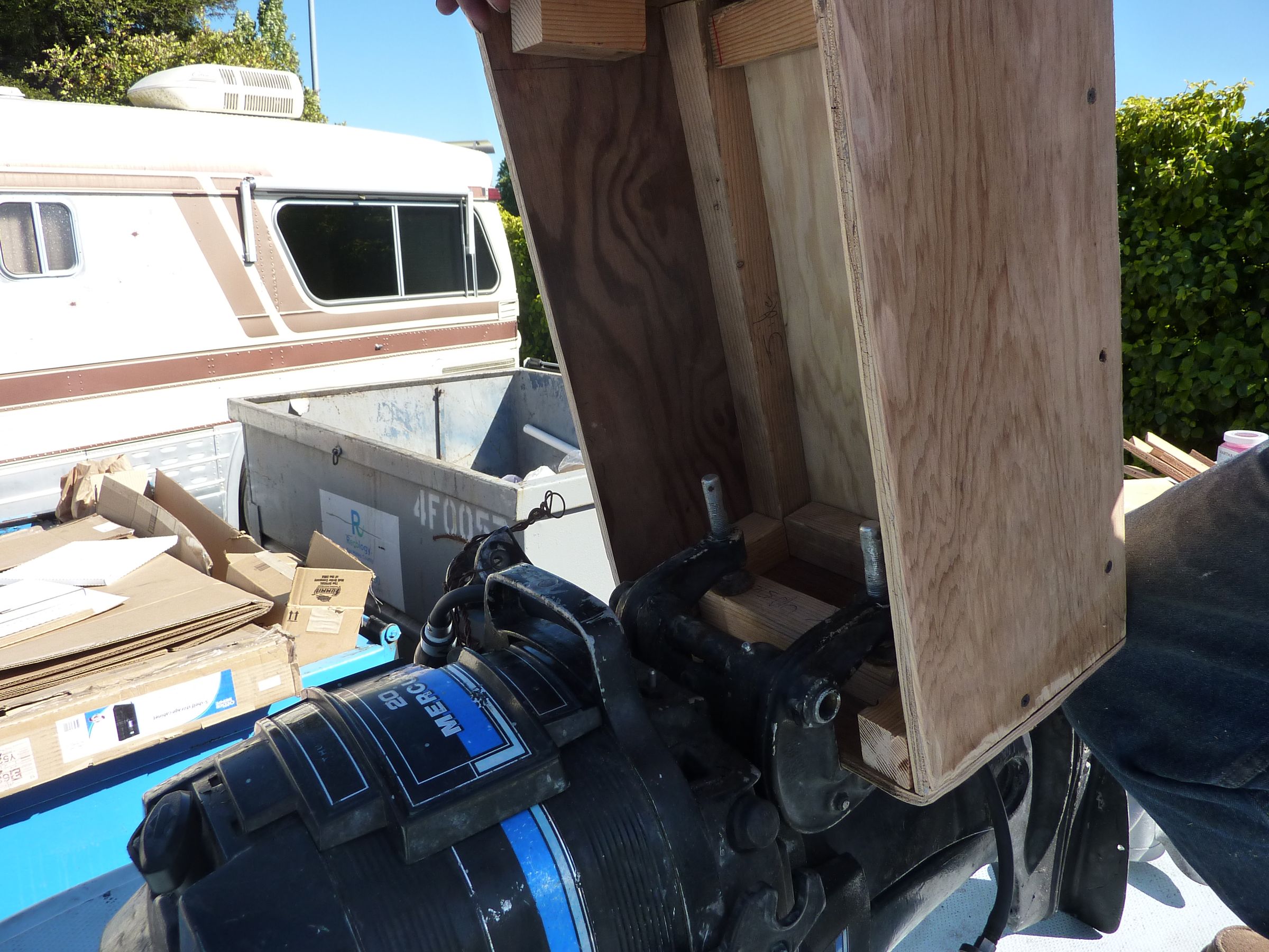 How to Assemble a Wood Outboard Motor Mount 5 Steps Instructables