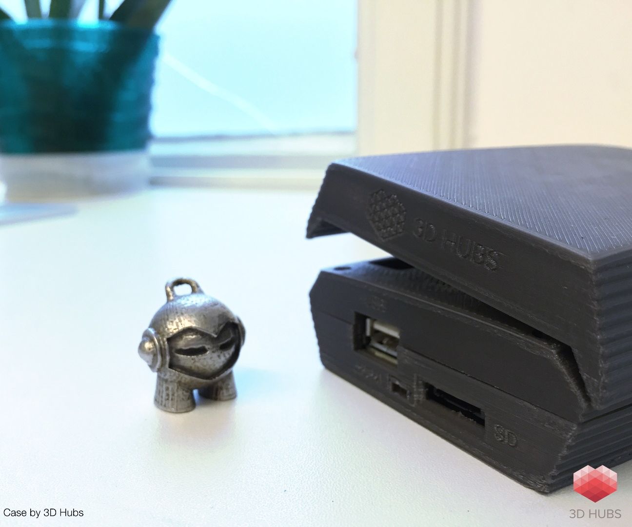 3D Printed Portable Lab for the BeagleBone Black : 5 Steps (with