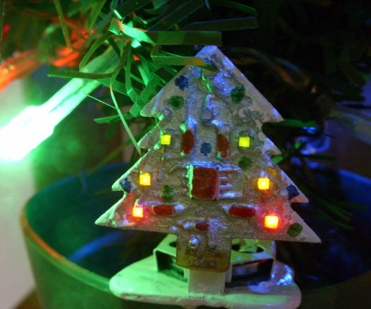 Mini Animated LED Christmas Tree 32 X 32mm