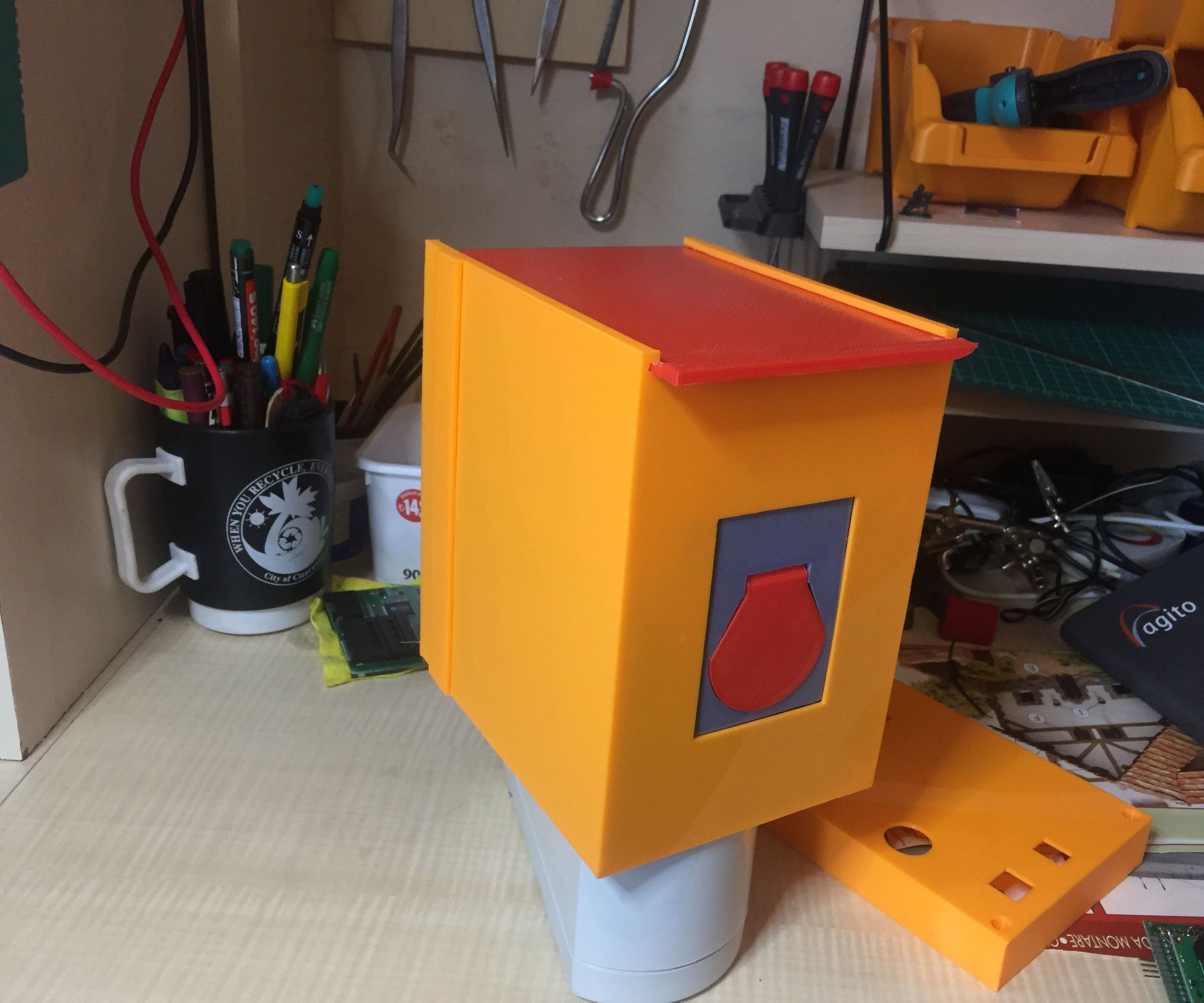 Automatic Cat Feed Dispenser