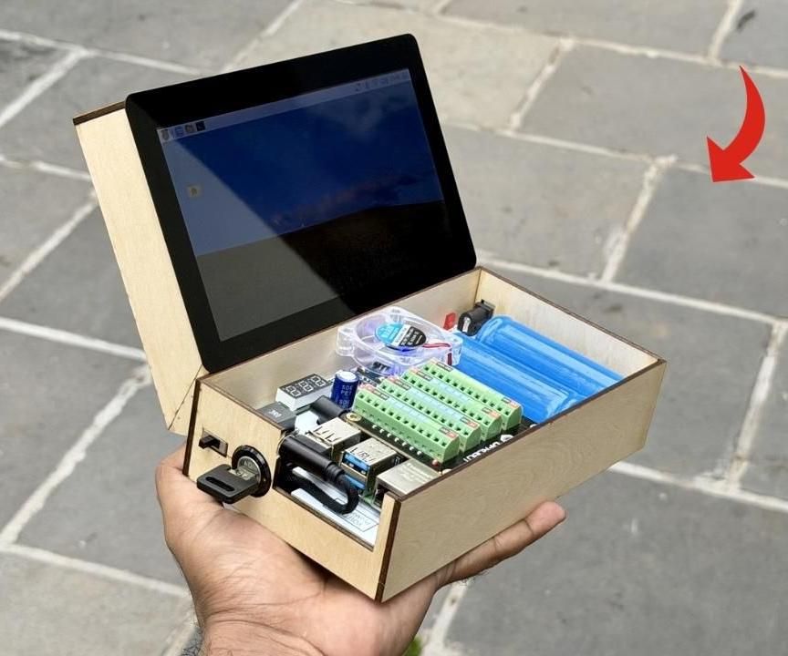 I Built a Portable Raspberry Pi Computer That Can Do Almost Everything ...