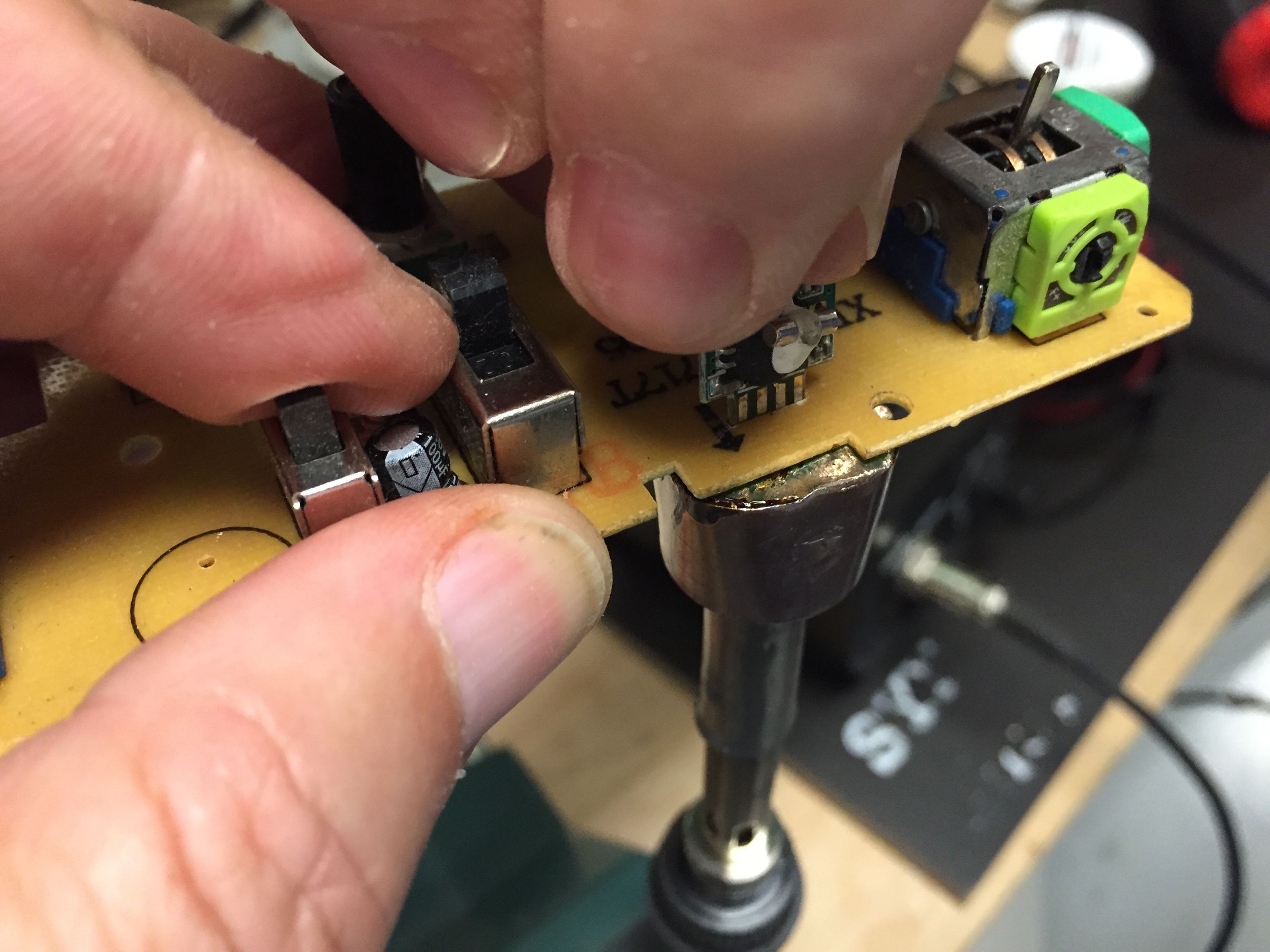 Mini Solder Pot for Tinning or Removing Components 17 Steps
