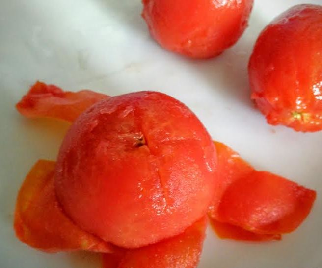 Super Quick Tomato Peeling