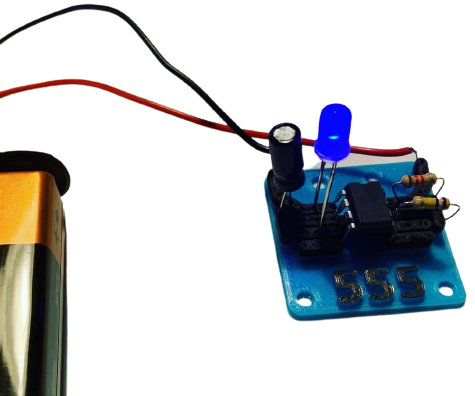 Bits4Bots - 3D Printed 555 Timer - Flashing LED - Conductive Filament