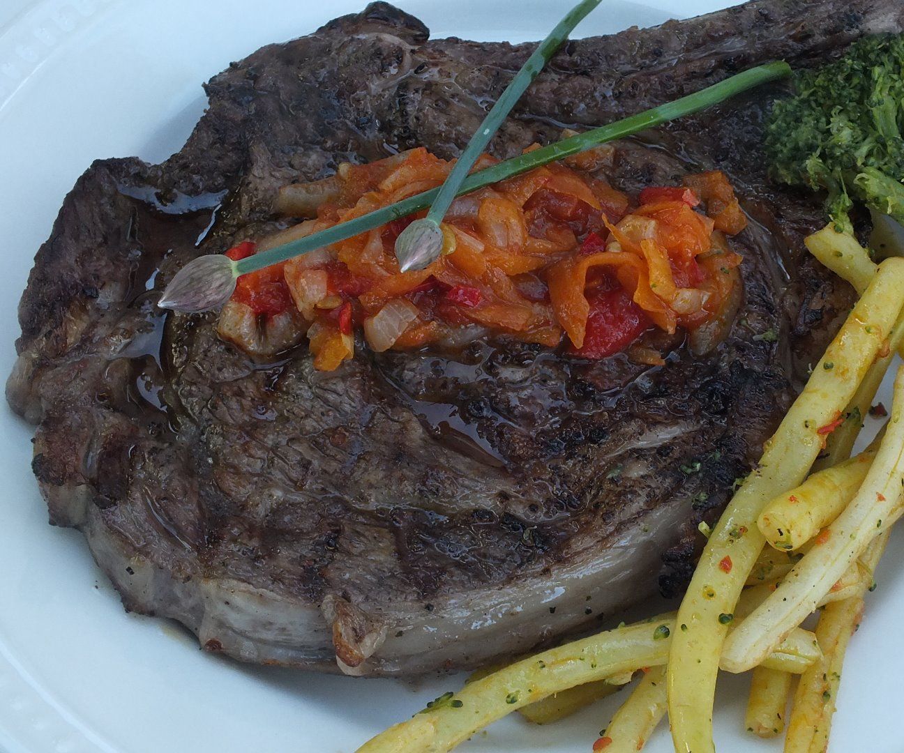 How to BBQ Steak: Prime Rib Steak With Peperonata or Mushroom Sauce
