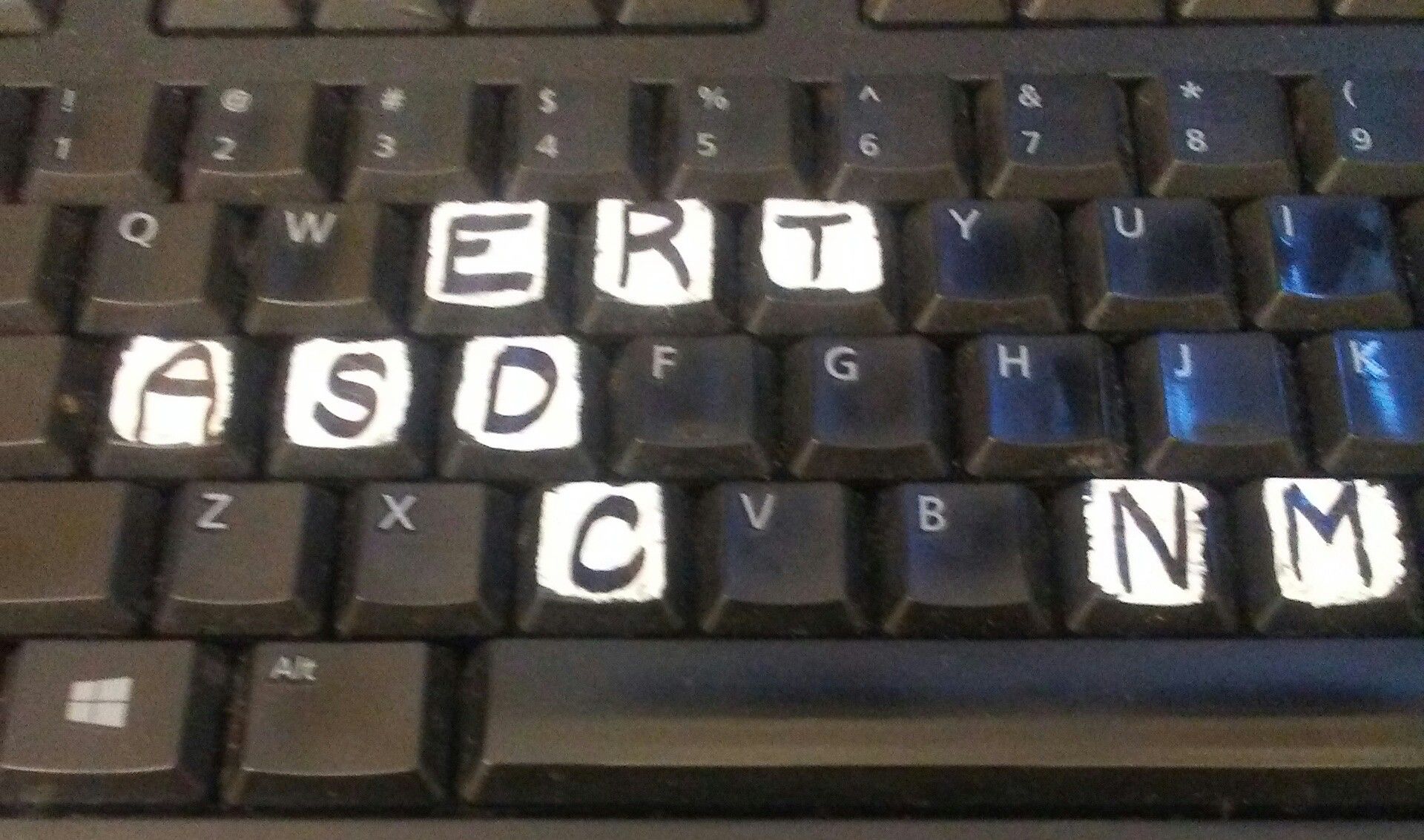 Replace Letters (or Make Bigger Letters) on Computer Keyboard 3 Steps