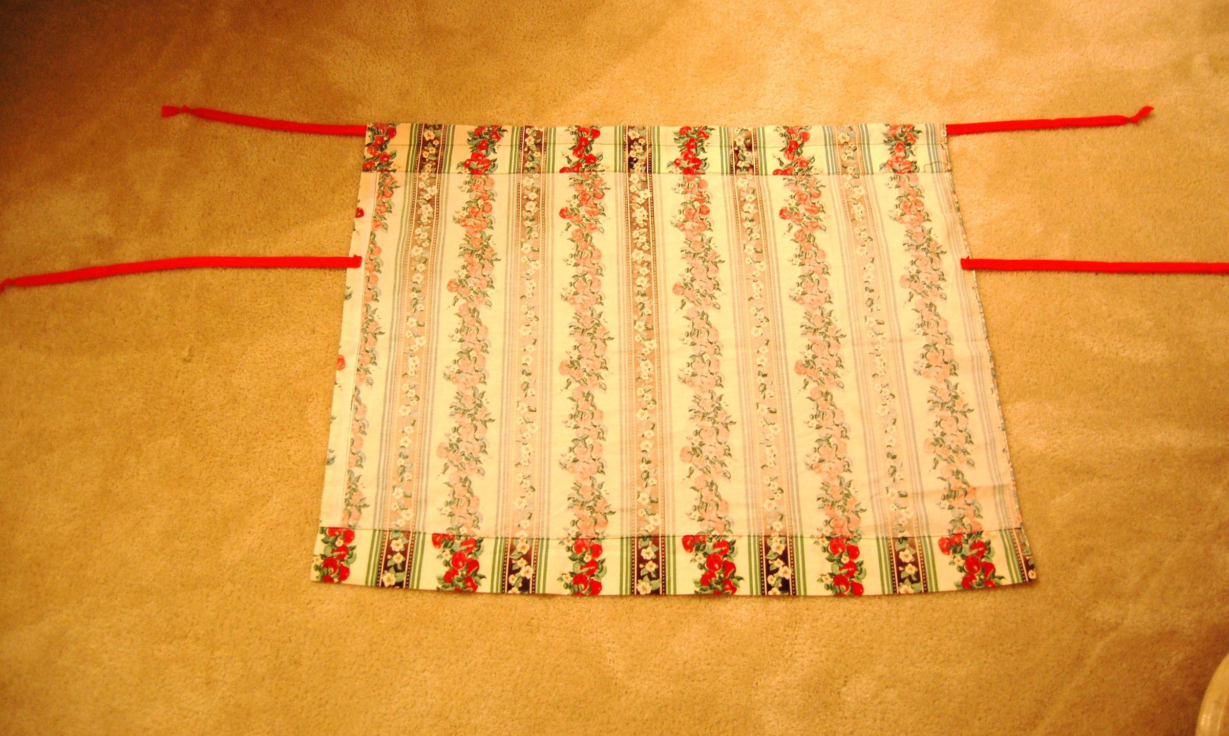 Adorable Apron in 10 Minutes! 5 Steps Instructables