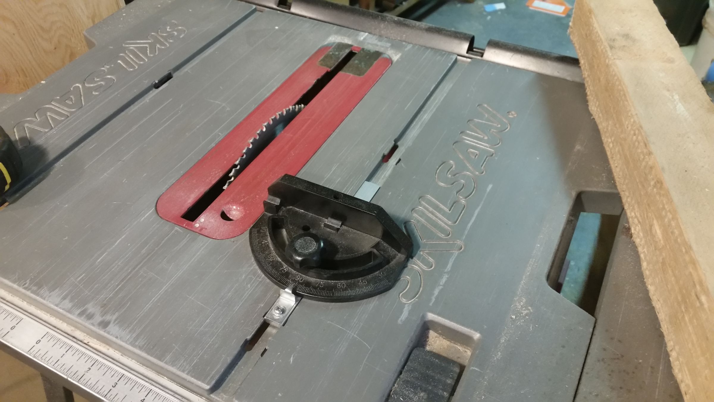 Table Saw Crosscut Sled 4 Steps Instructables