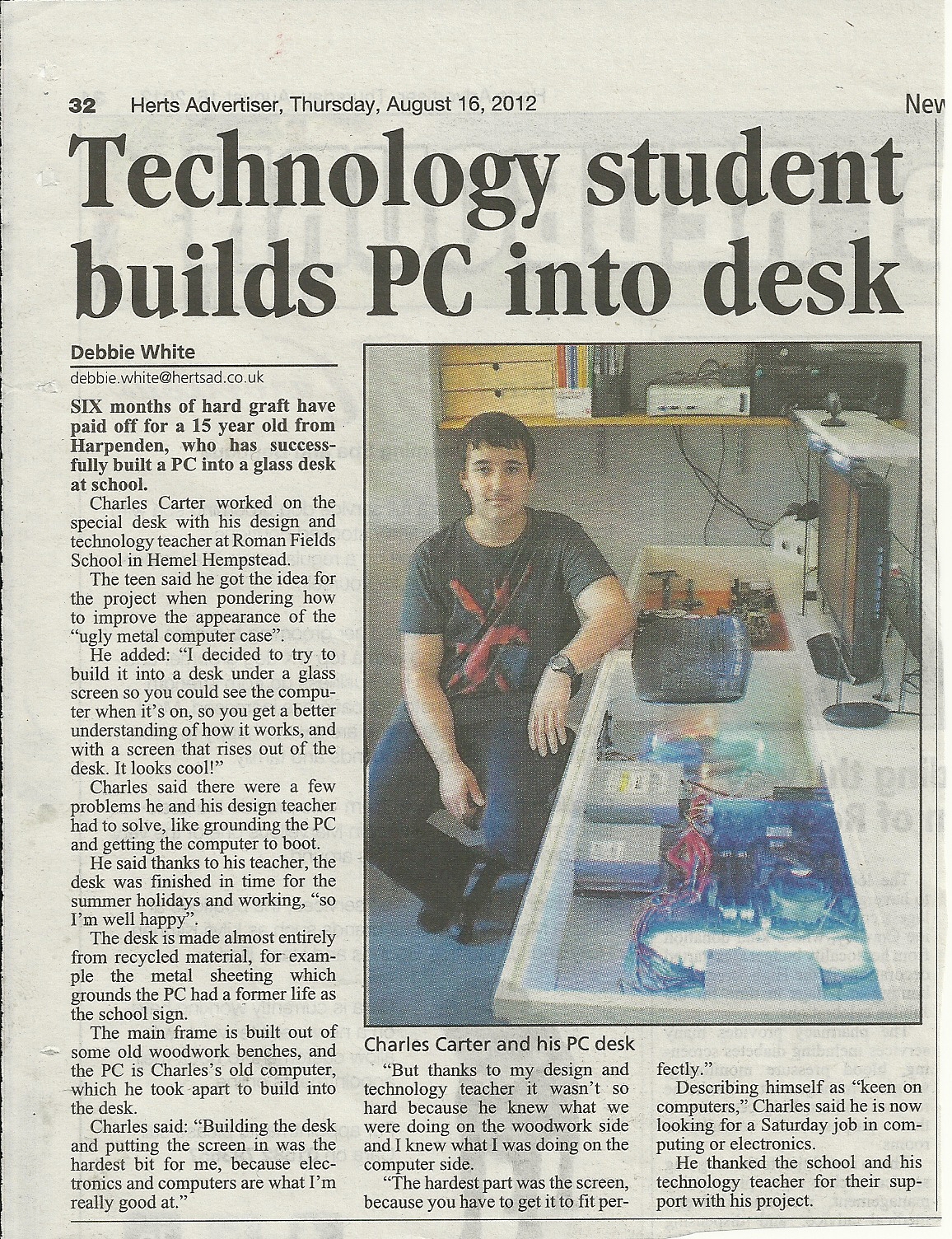 PC IN a DESK!!!