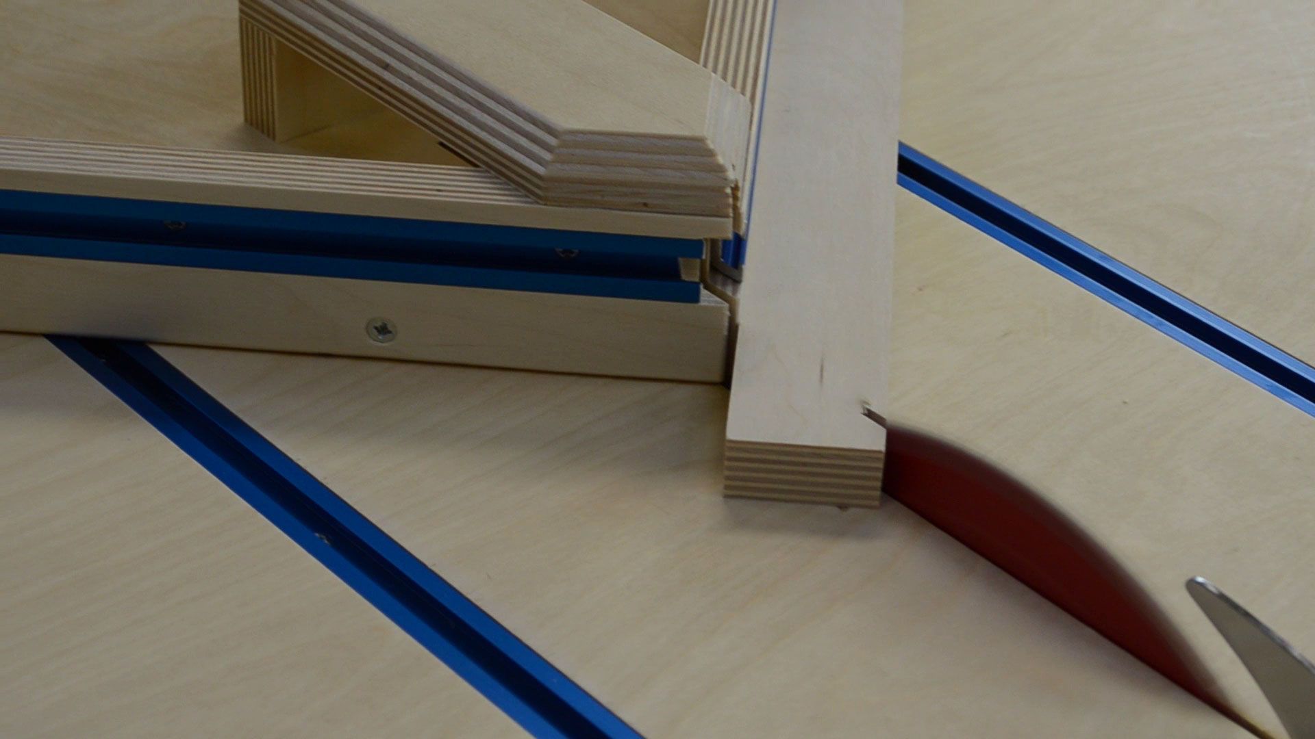 Table Saw Cross Cut/Miter Sled Combo 10 Steps (with Pictures) Instructables