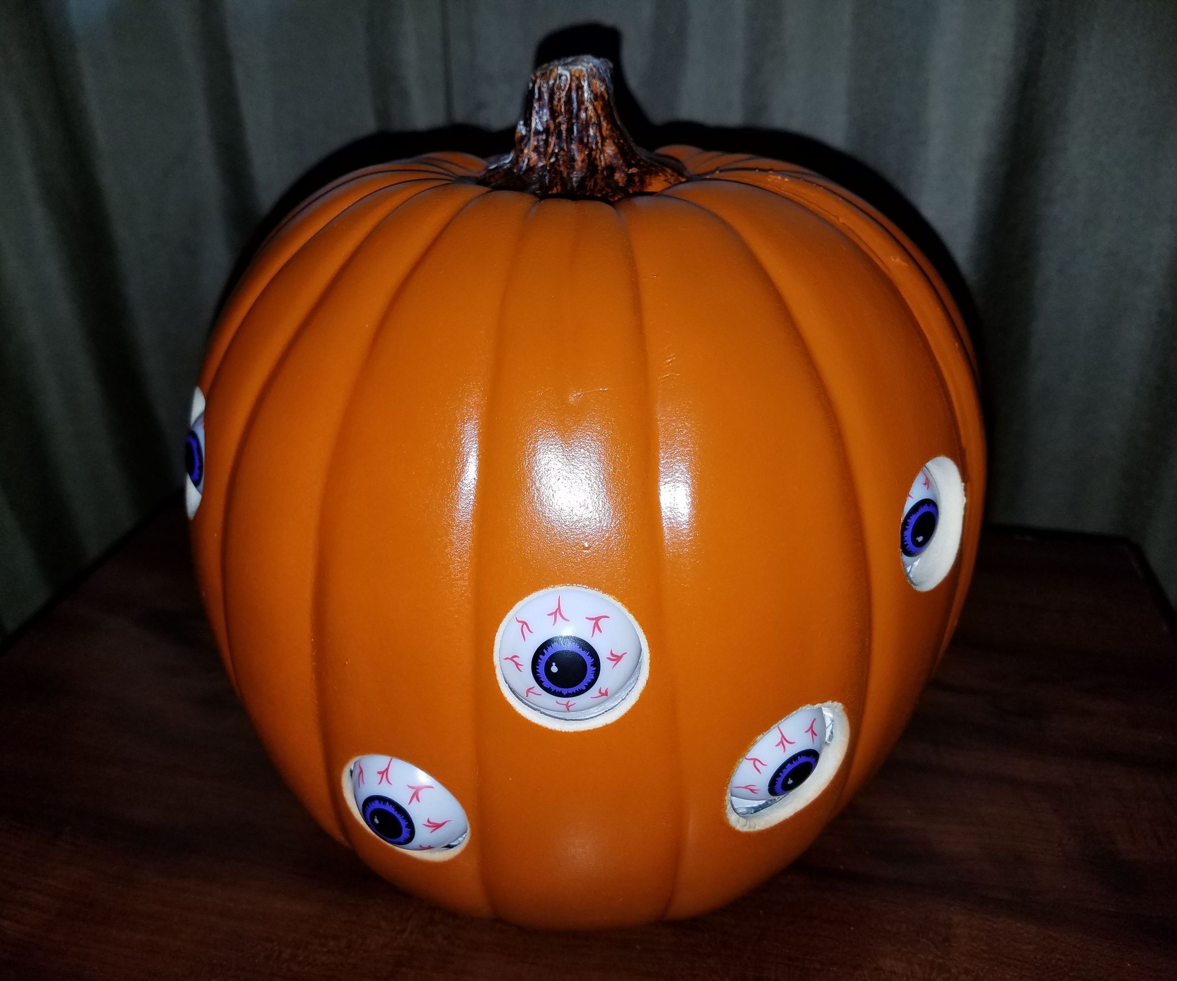 Animated Spooky Pumpkin Eyes