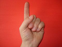 HOW TO COUNT TO TEN ON ONE HAND (in Chinese)