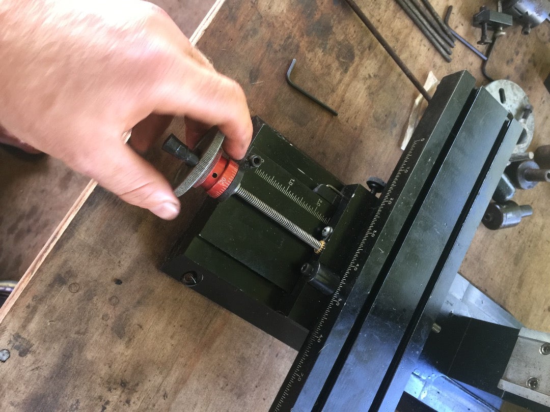 ***********Hand Wheel Adjustment**************