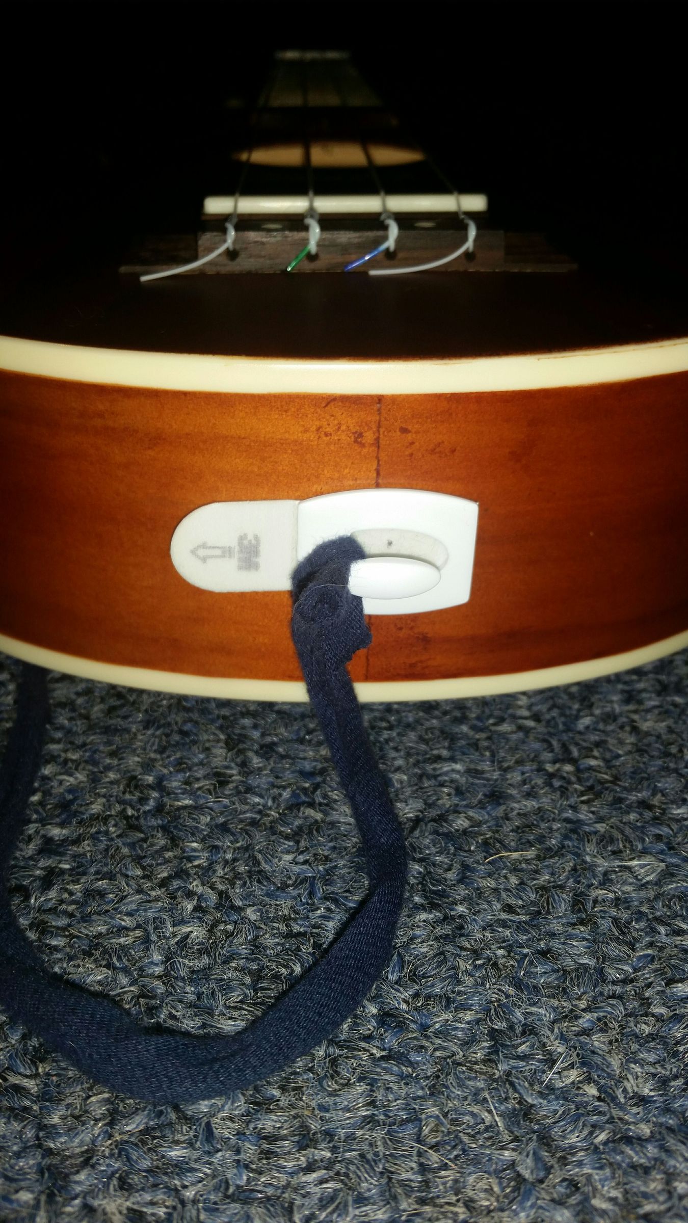 Command Hook Ukulele Strap Button 4 Steps Instructables