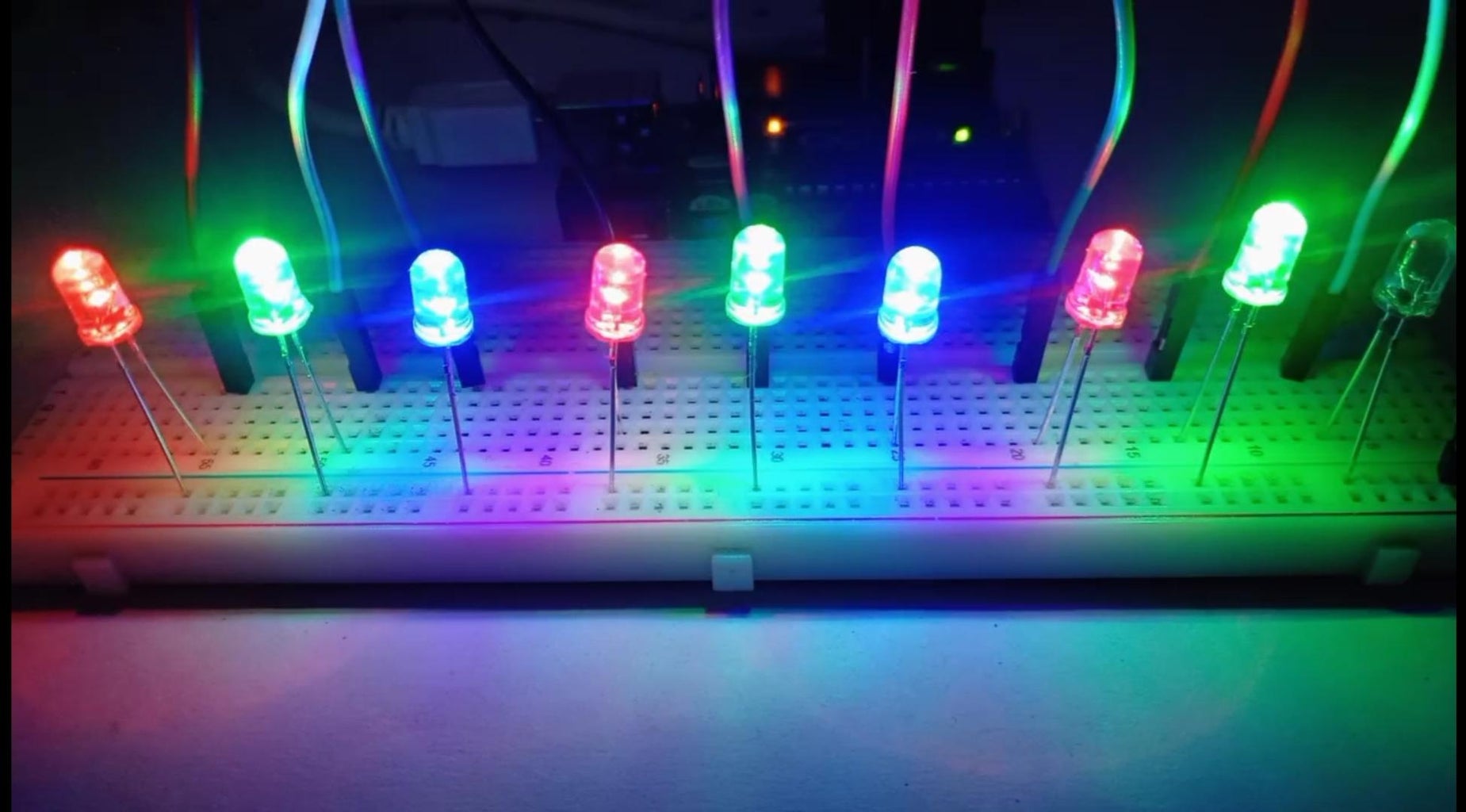 Arduino LED Chaser ( With 5 Effects ) : 4 Steps (with Pictures ...
