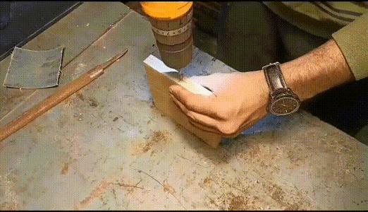 Installing the Bulb and Holder
