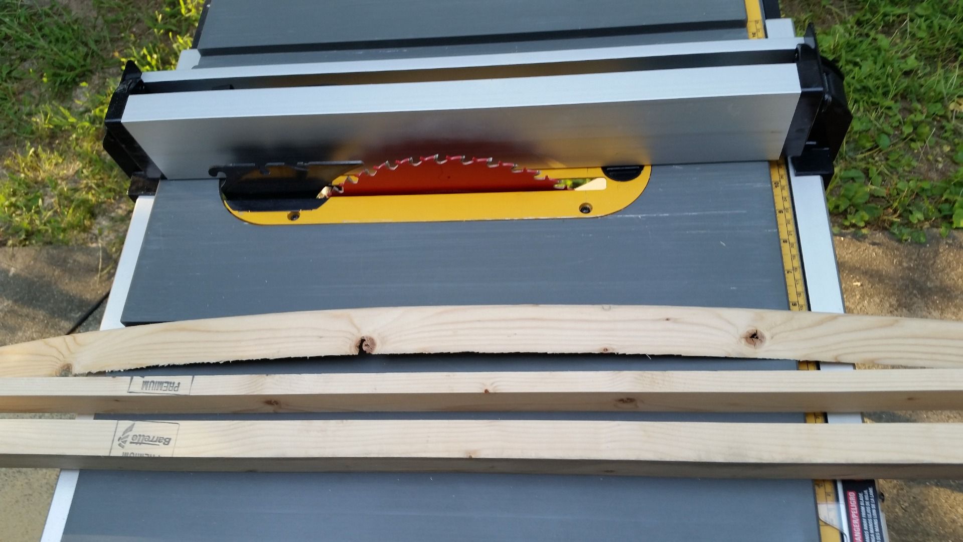 How to Make a Kite String Winder From 2x4 Scraps 6 Steps (with
