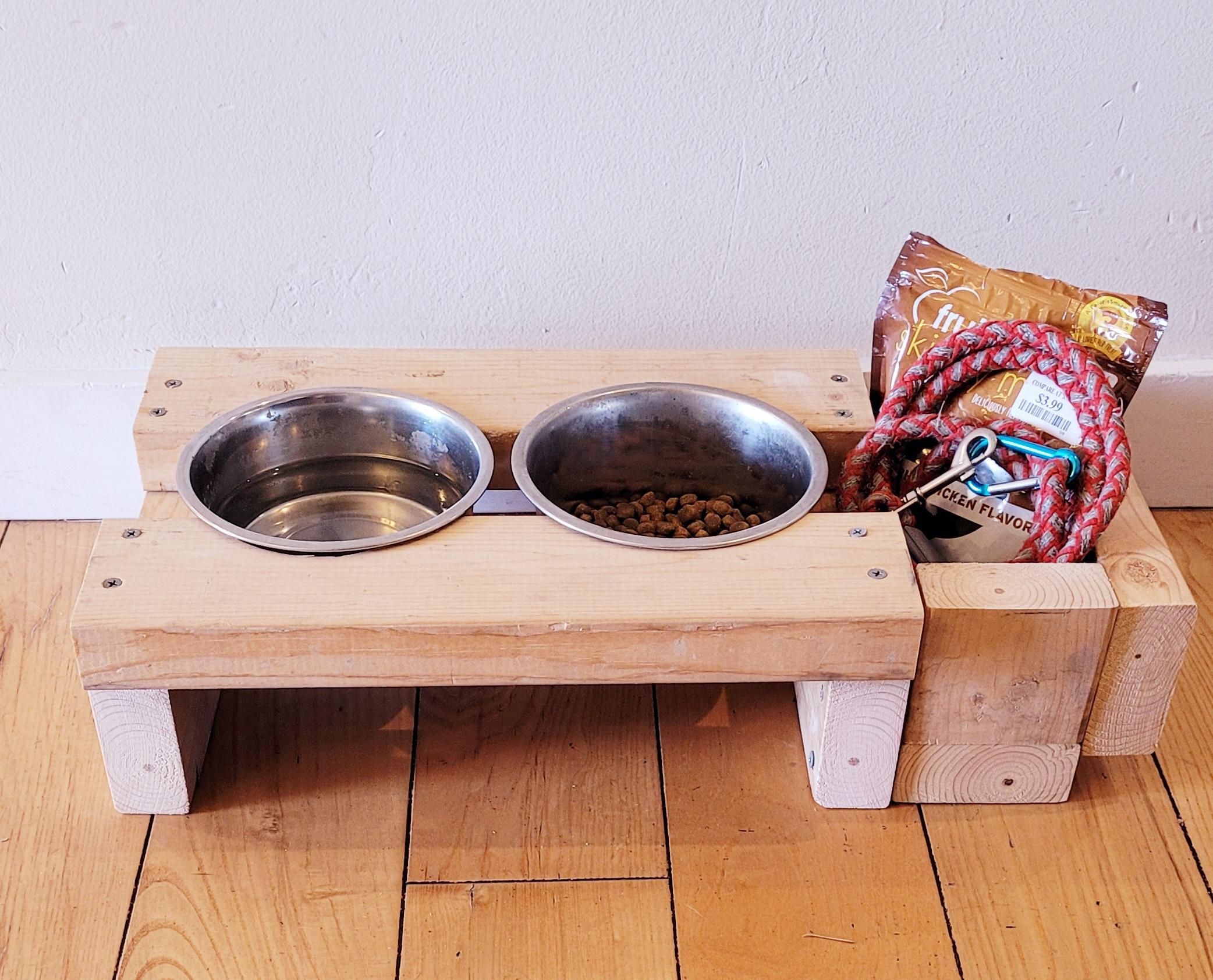 How to Make a Dog Meal Tray With a Single 2 by 4