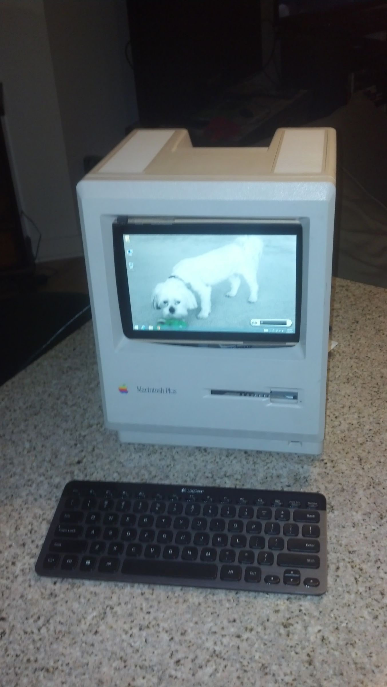 Super Mac Plus (modern Tablet)