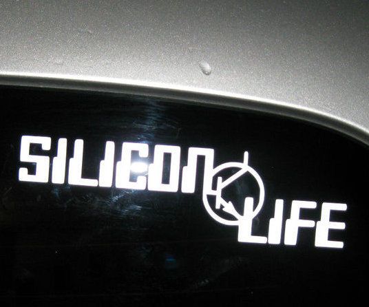 Cutting DIY Vinyl Stickers for Your Car With Scrap Vinyl and the Silhouette Portrait Cutting Machine