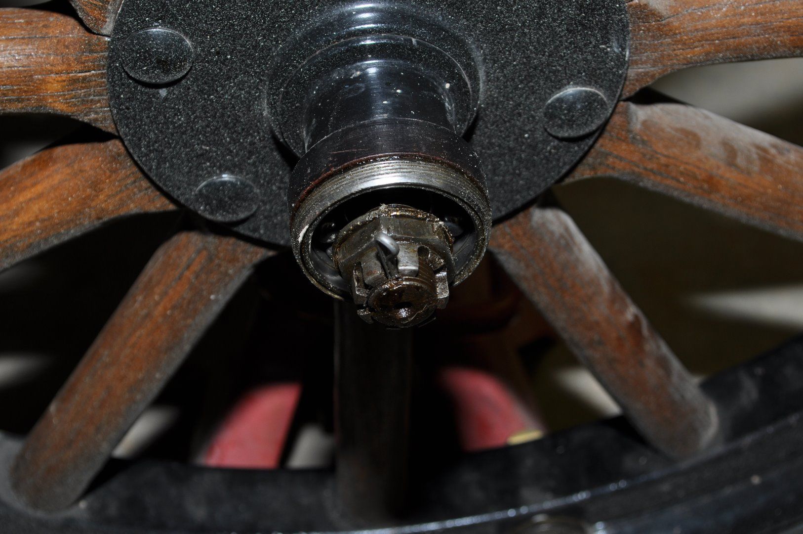 Replacing Front Axle Bearings on 192023 Model T 6 Steps Instructables