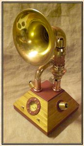 Steampunked FM-receiver  Running With Amplifying Tube
