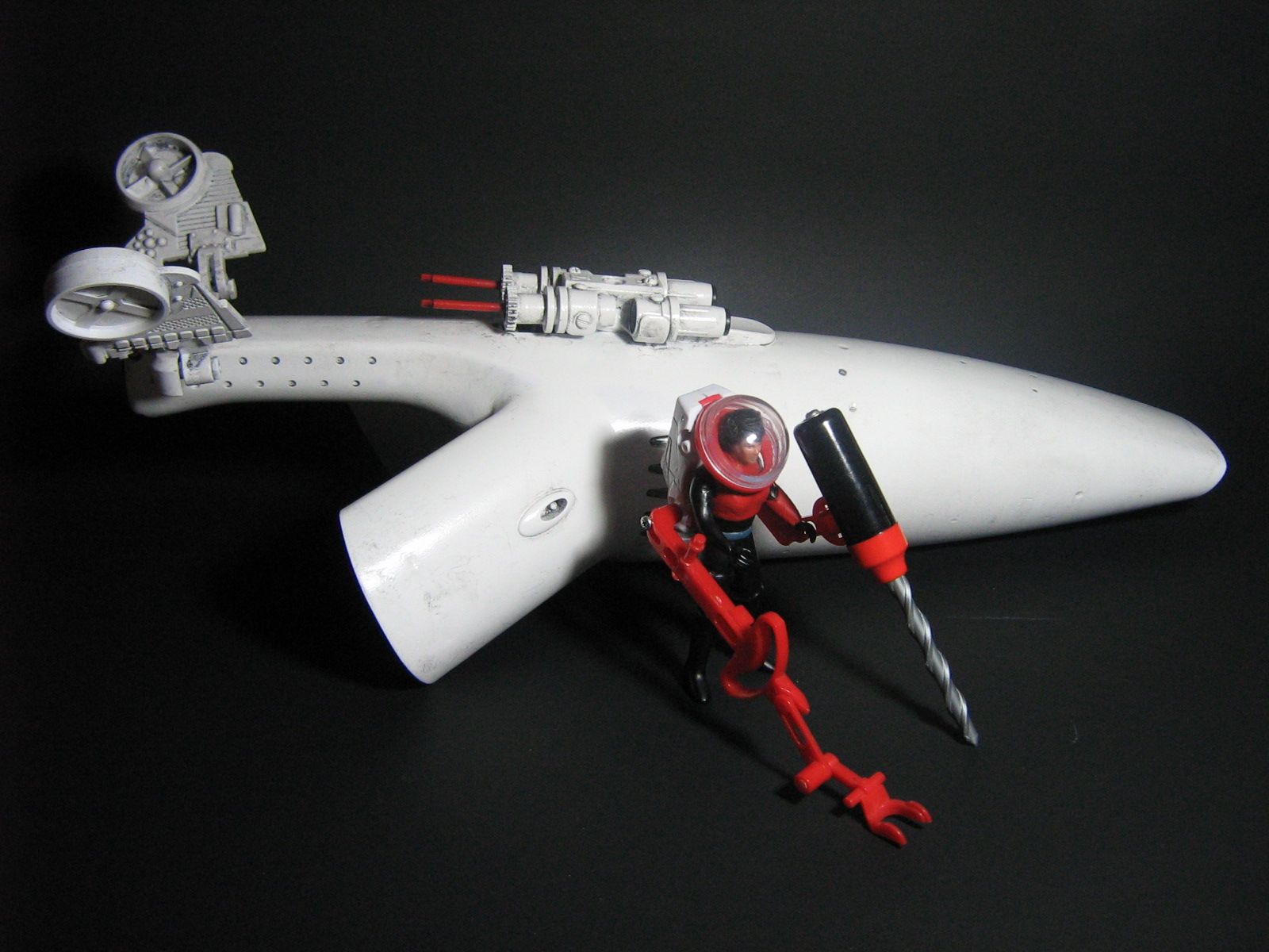 Spaceships Made With Mini Vacuum Cleaners Instructables