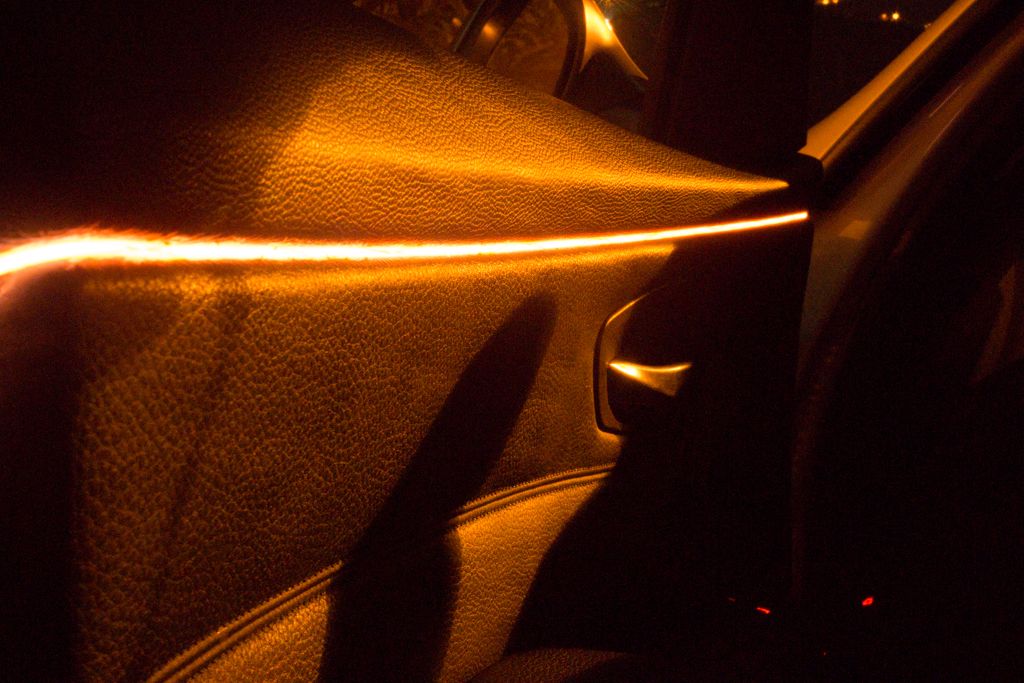 e90 2006 mood light