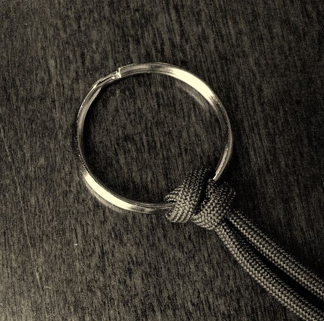 Reinforced Paracord Ring Hitch