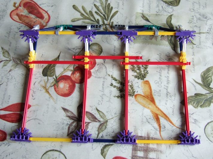 K'NEX (knex) Laptop Stand