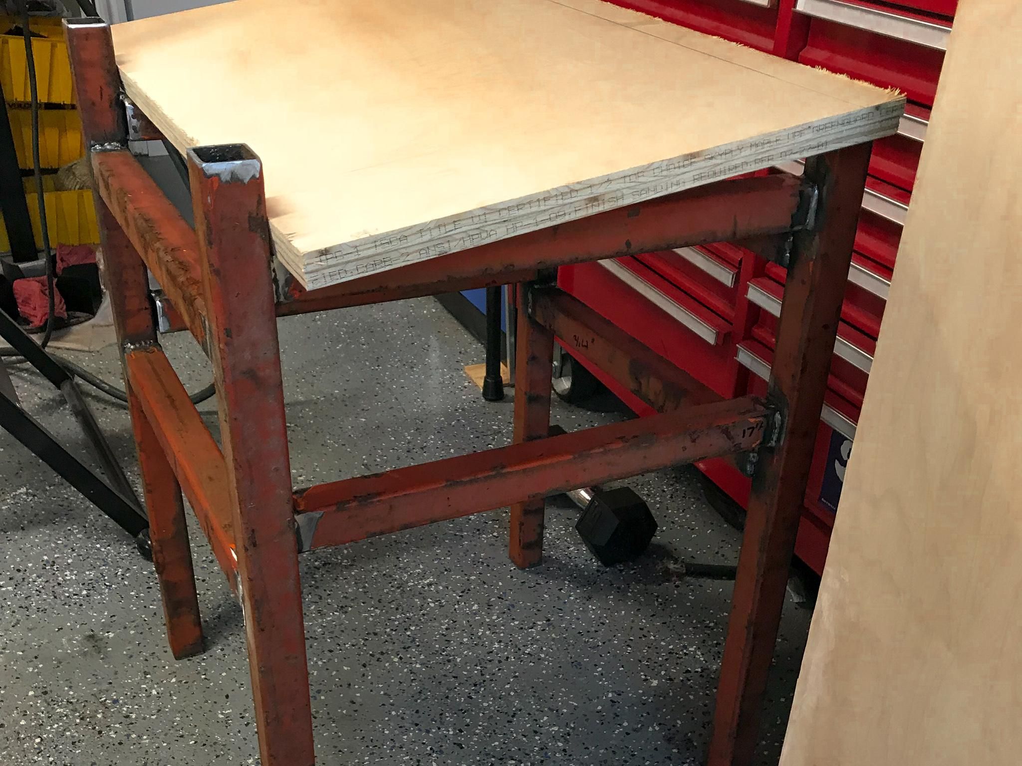 Gym Desk : 6 Steps (with Pictures) - Instructables