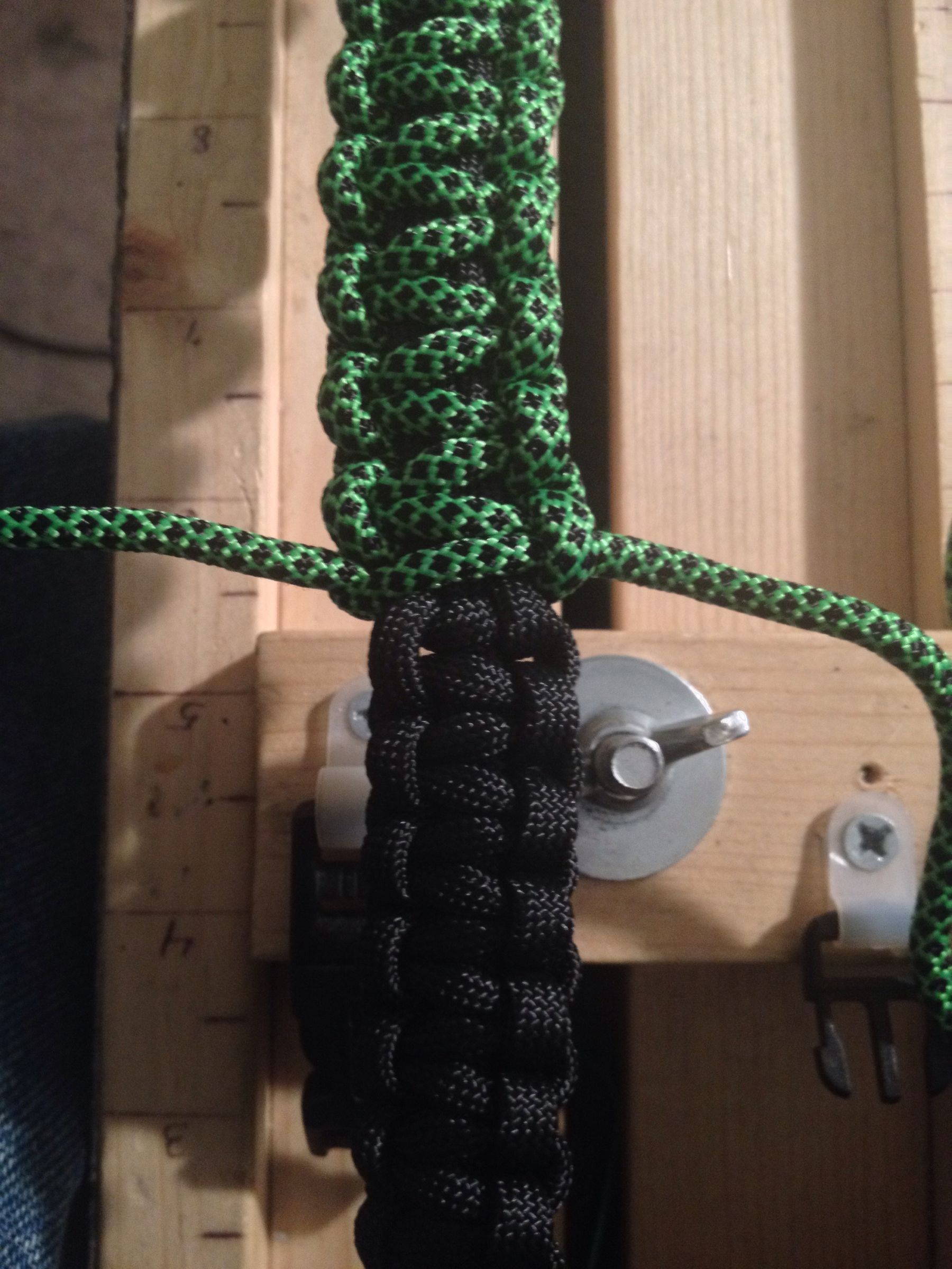 Paracord Camera Neck Strap 6 Steps (with Pictures) Instructables
