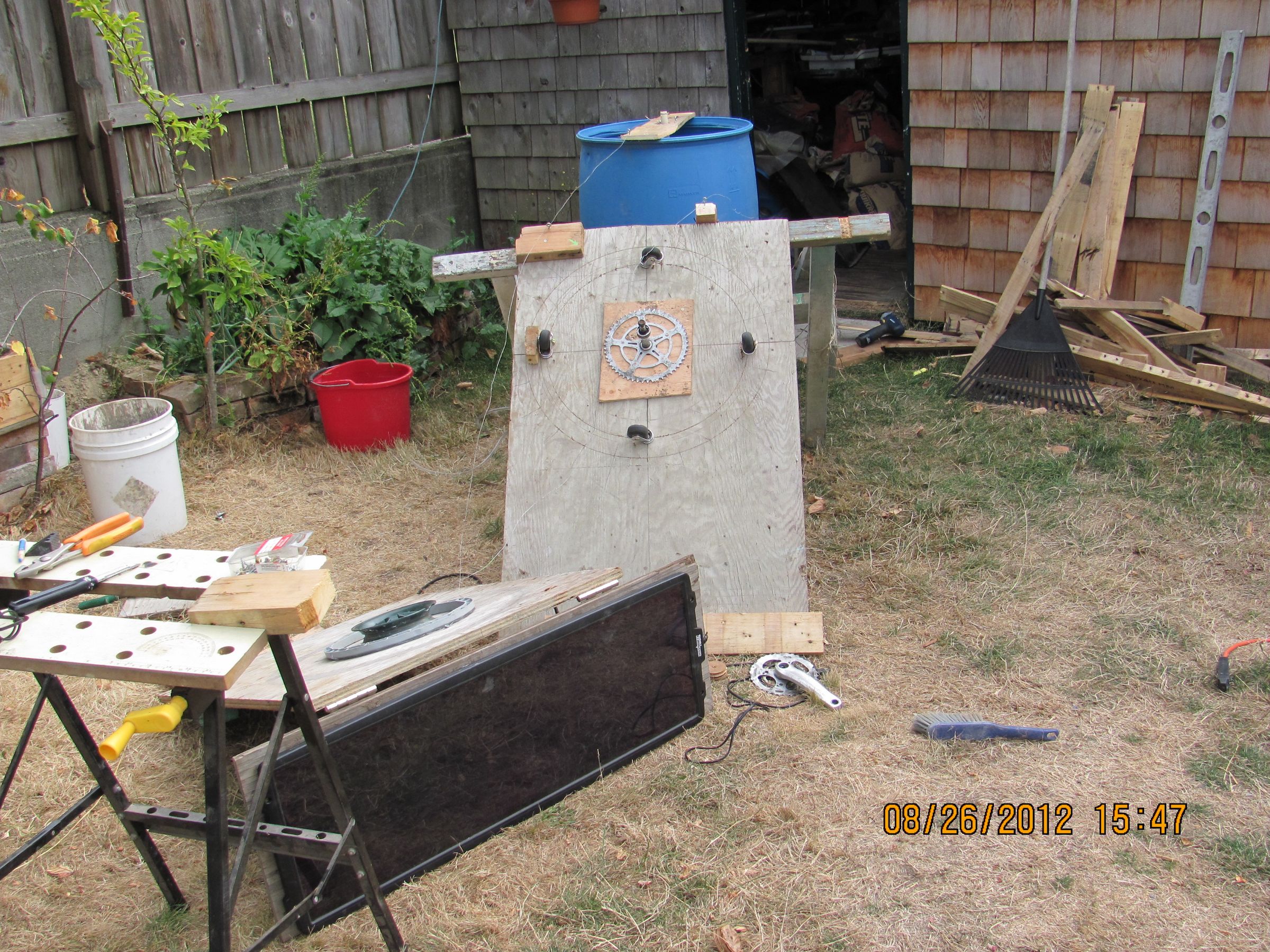 70% More Solar Collection?   Newest Dripper Tracker Design to Rotate Solar Panels on Equatorial Mount.