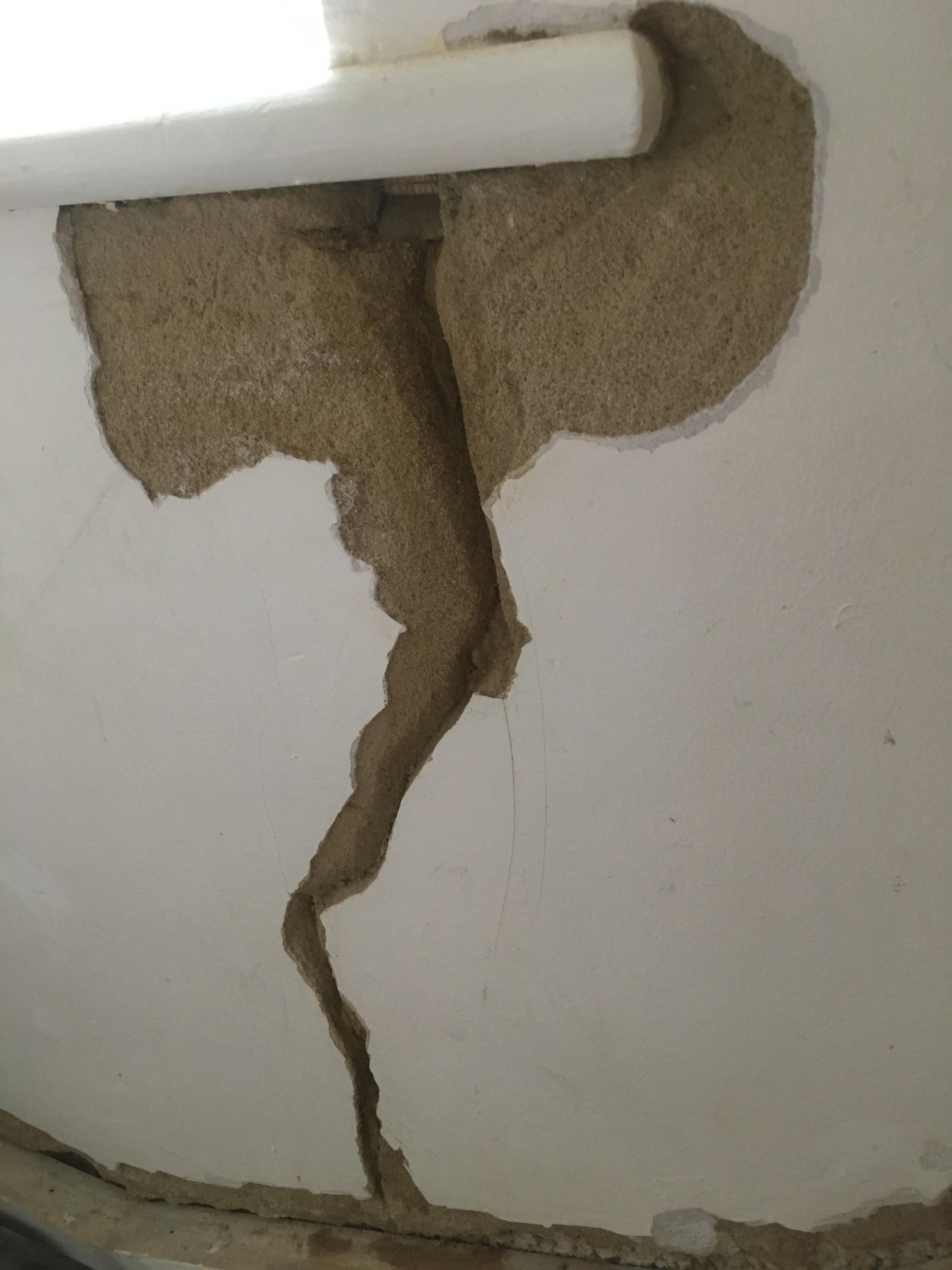 How to Fill a Wall Crack Properly 6 Steps Instructables