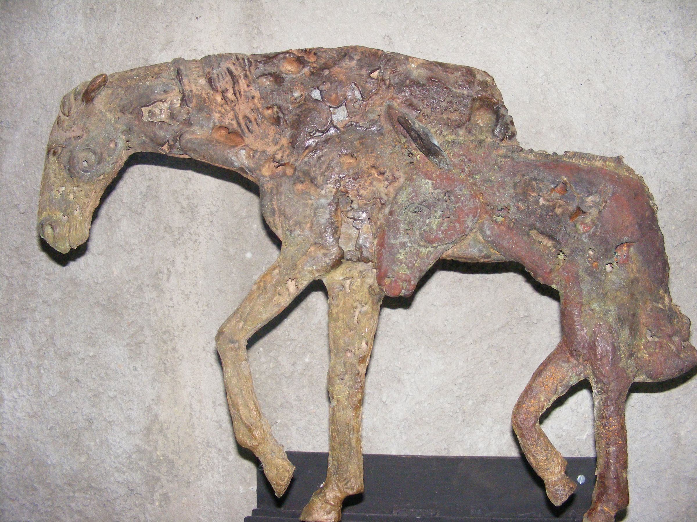 Deterioreted Type Bronze Casting