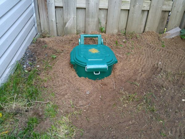 Back Yard Dog Poo Compost Septic Tank
