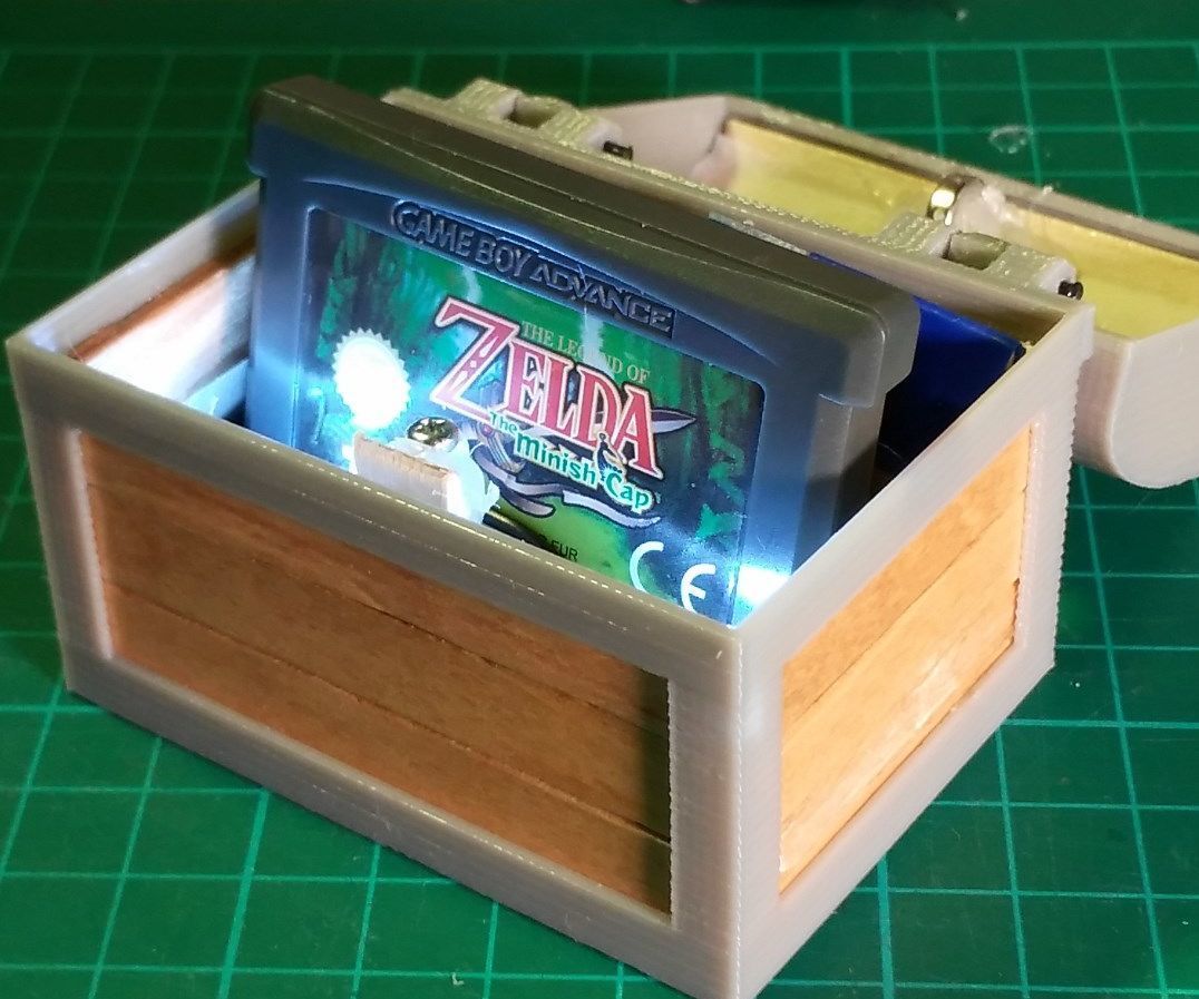 Zelda Treasure Chest (With Lights & Sound)