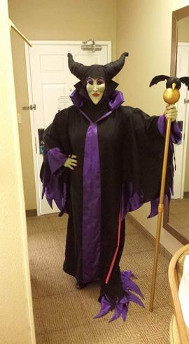 Maleficent Costume Dress, Staff and Mask : 4 Steps (with Pictures) -  Instructables
