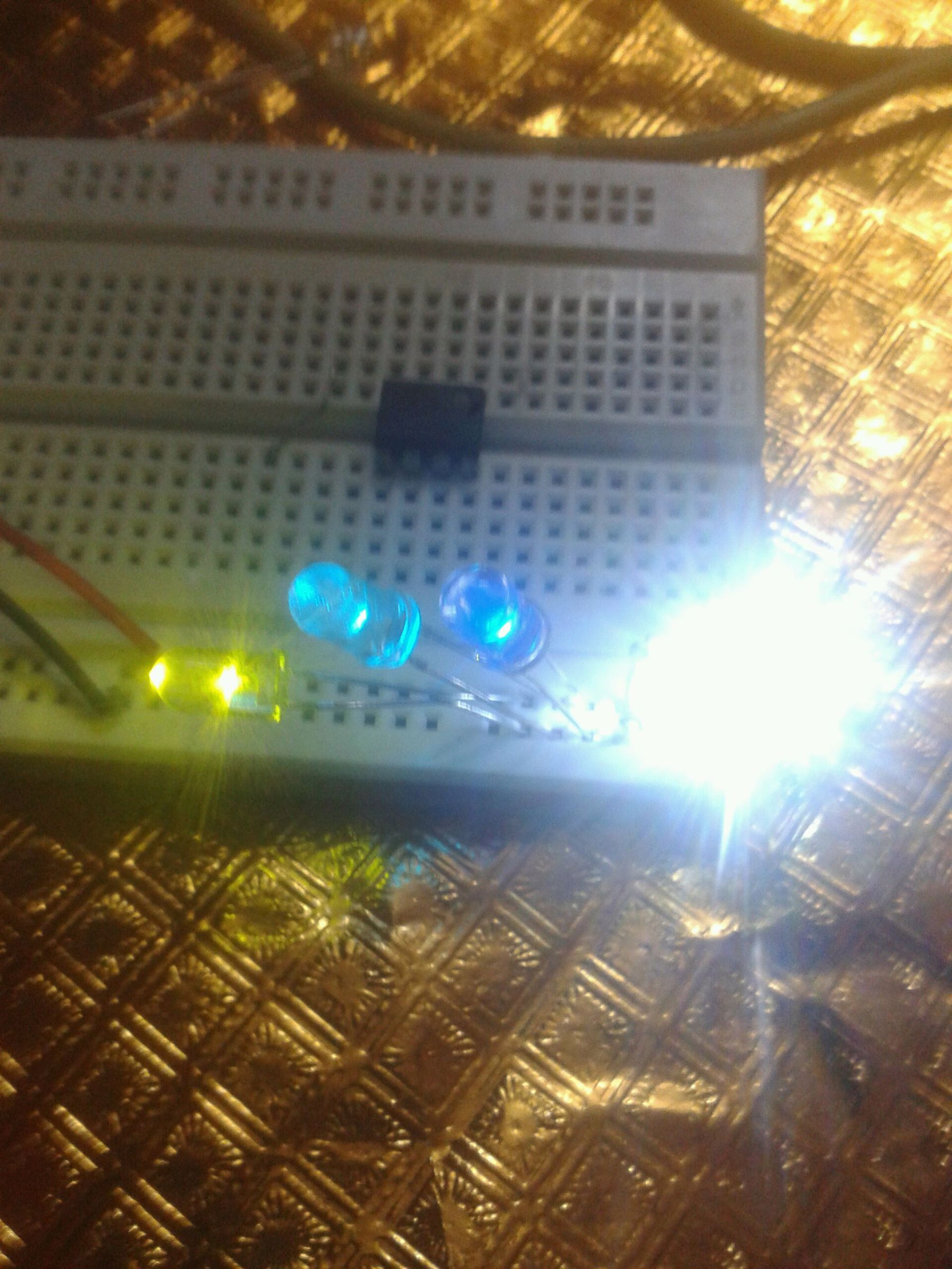 OVERHEAD WATER TANK CIRCUIT WITHOUT USING ANY IC OR CAPACITORS